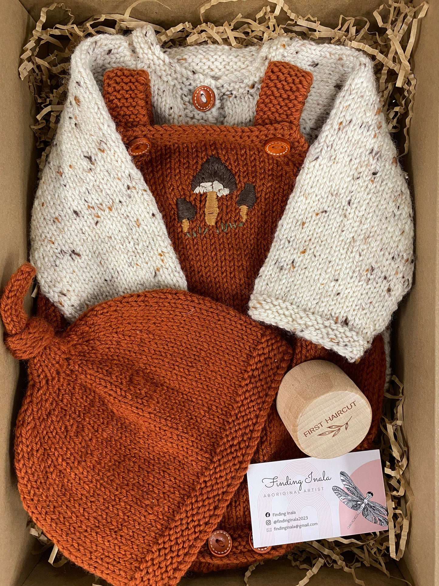Hand-knit Newborn Set - Ochre