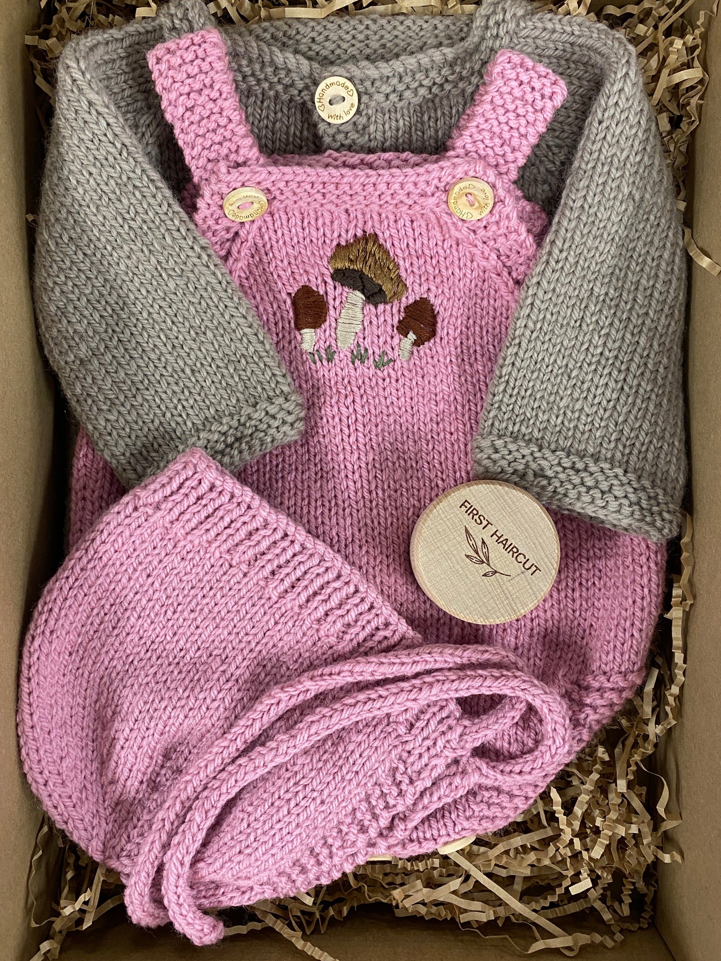 Hand-knit Newborn Set - Pink