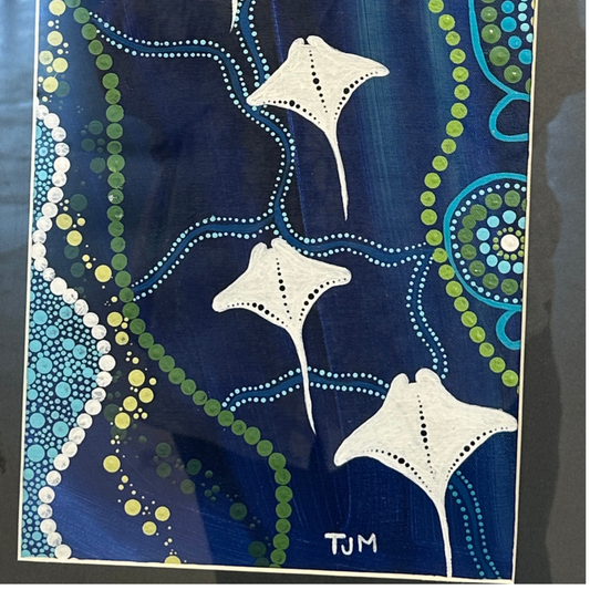 Biluun Through the Reef